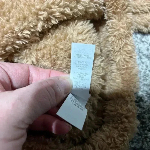 Offline By Aerie Fuzzy Soft Cropped Jacket Tan Brown Women's Size Small - Picture 7 of 11